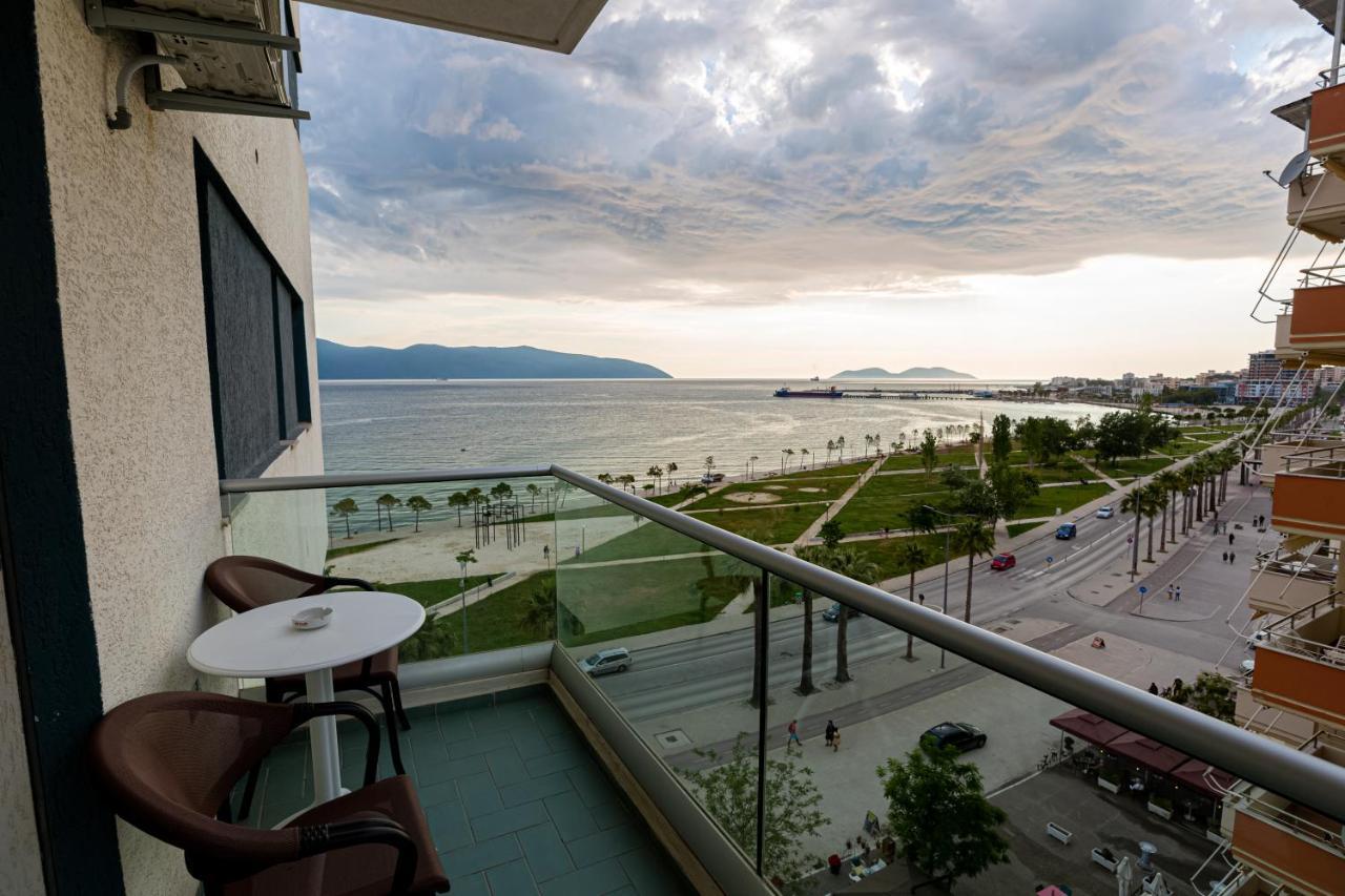 Porta Apartament Vlorë エクステリア 写真