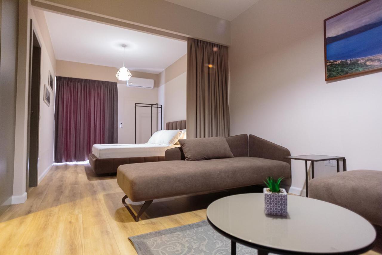 Porta Apartament Vlorë エクステリア 写真