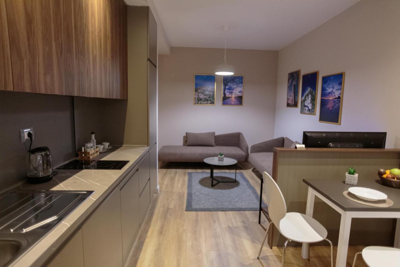 Porta Apartament Vlorë エクステリア 写真