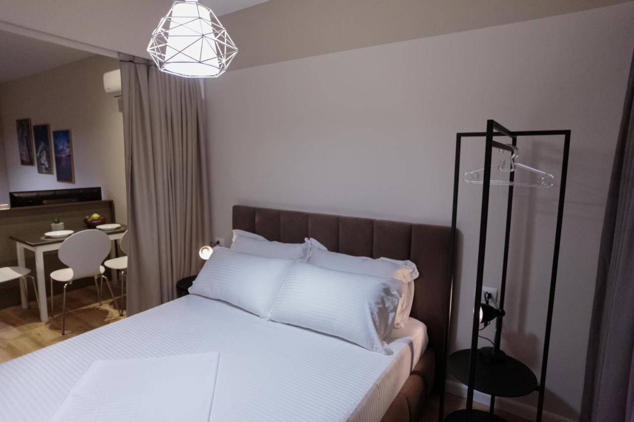 Porta Apartament Vlorë エクステリア 写真