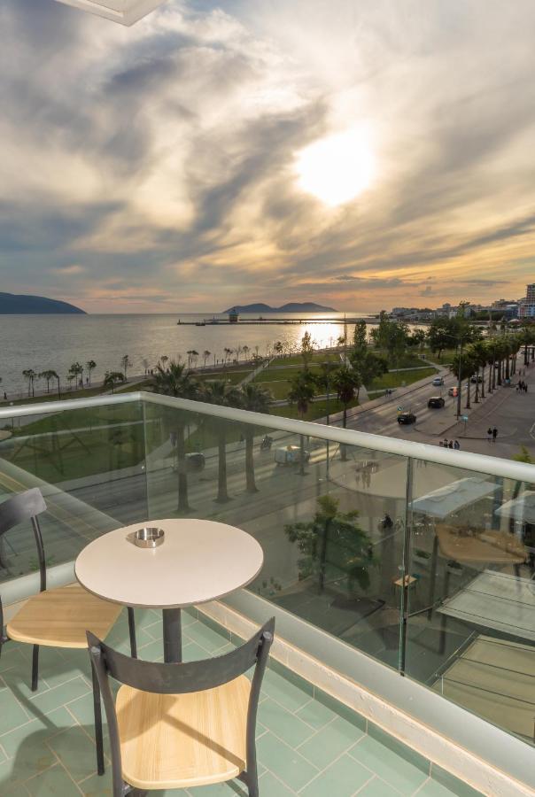 Porta Apartament Vlorë エクステリア 写真