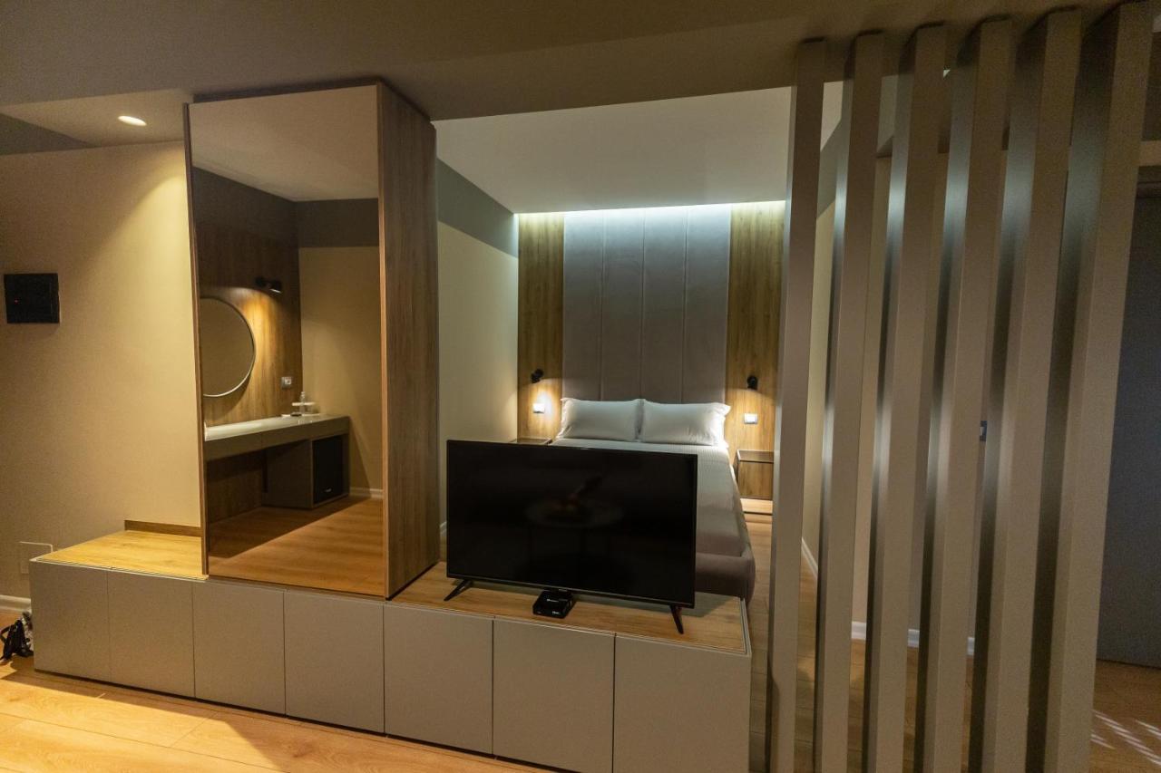 Porta Apartament Vlorë エクステリア 写真