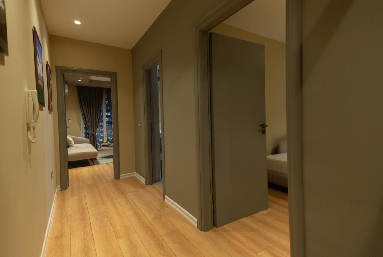 Porta Apartament Vlorë エクステリア 写真