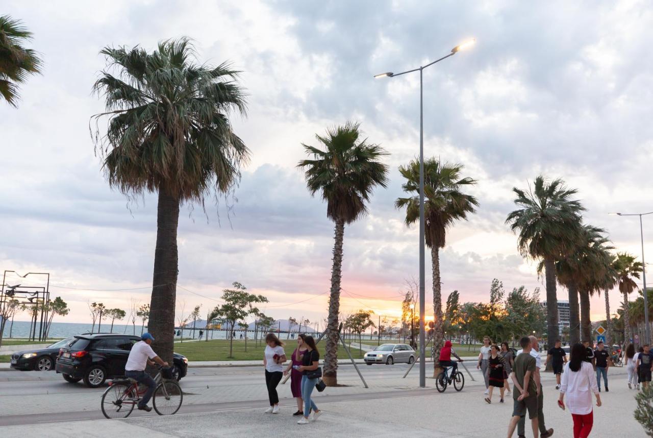 Porta Apartament Vlorë エクステリア 写真